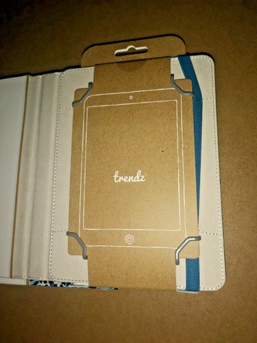 NEW Trendz Universal 6-8 Inch Tablet Case With Stand Blue Animal Print PC PHONE - Picture 4 of 8