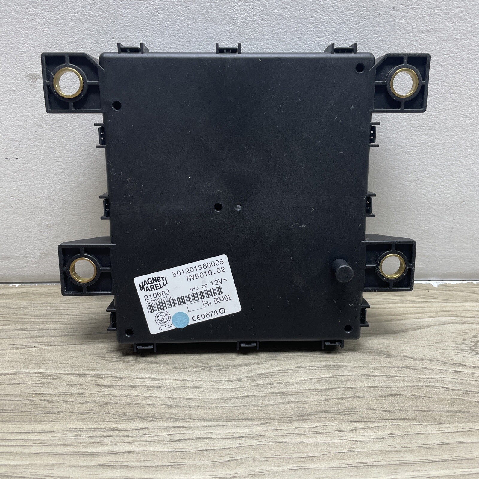 MASERATI QUATTROPORTE 2007 BOOT ECU 210683 2009 OEM