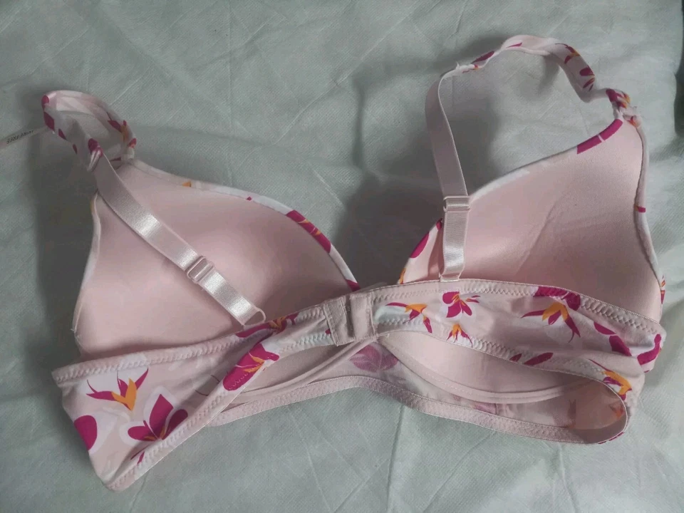 Hermoso sujetador floral rosa Daisy Fuentes 40DD Foto 4 de 4
