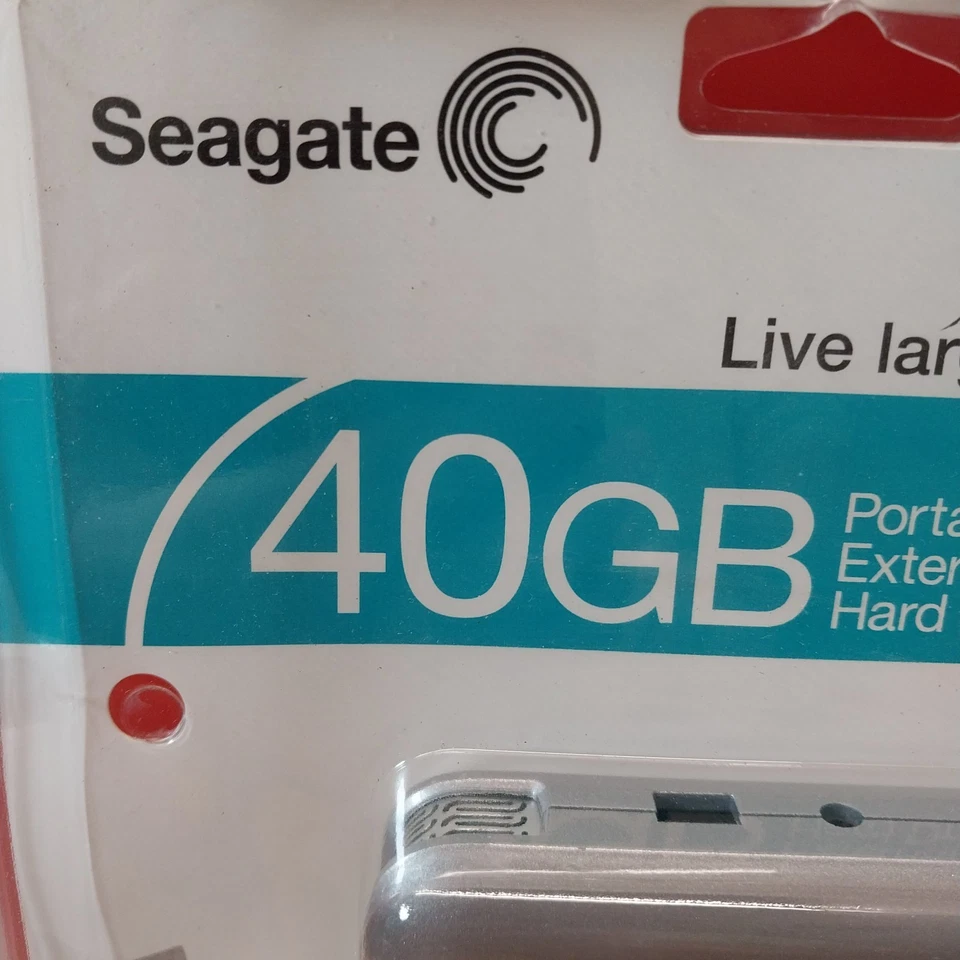 Vintage Seagate 40GB Portable External Hard Drive USB 2.0 2005 New In Package  - Image 2 of 4