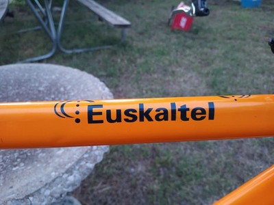 Orbea Euskaltel Composite 24 Inch Frame 9 Speed Flat Bar Bike 700C 53cm Orange