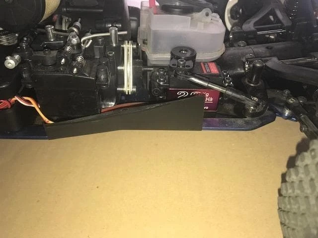 Camion radiocomandato Tamiya 1/8 NightRage 5.2 usato servo ad alta coppia... - Immagine 3 di 4