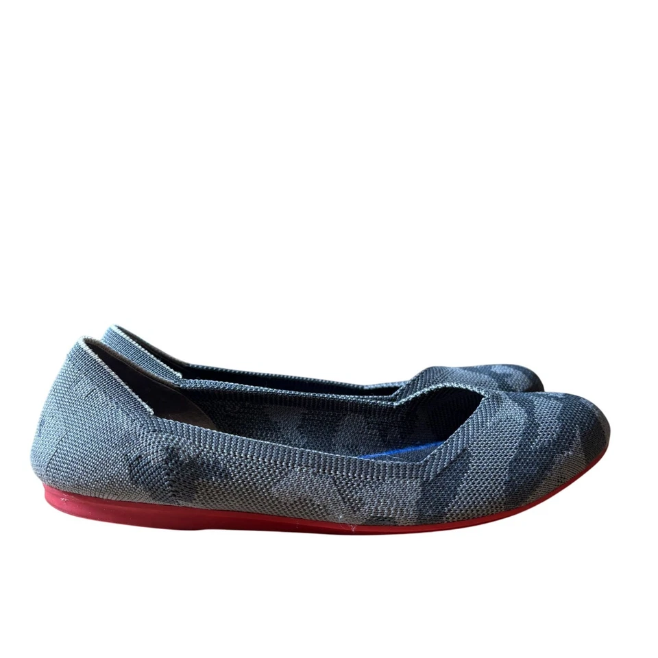 Rothy's Retired The Round Toe Ballet Pisos Gris Camuflaje Rojo Suela Blanco Halo Talla 8 Foto 3 de 4