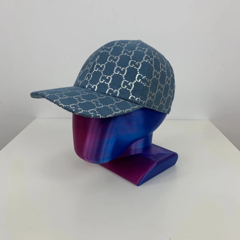 Gorra de béisbol Gucci GG con monograma plateada de lona lamé azul talla M Foto 2 de 4