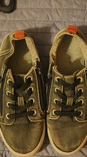Unisex Kids Brown Canvas Low Top Lace-Up Sneakers w/ Zipper Accent Size 2