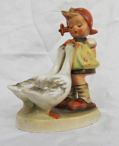 Hummel, Goebel Porcelain Post-War Design Decorative Pottery, Ceramics & Glass