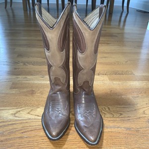 guess cowboy boots