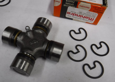 OEM MAHINDRA UNIVERSAL U JOINT JOURNAL CROSS KIT 38166  V22-15G