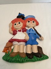 VTG Raggedy Ann  Andy Ceramic Plaque / Wall Hanging Vintage 1974 Hand Painted