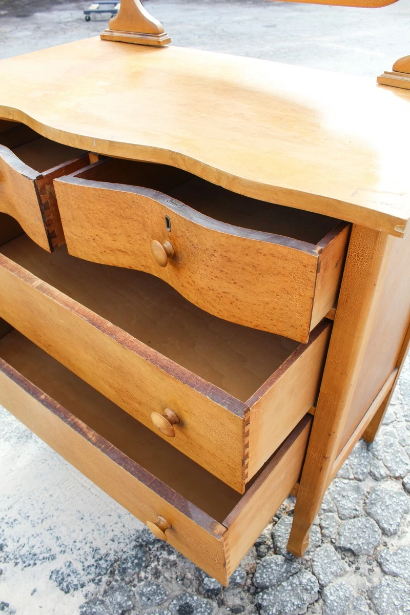 Maple dresser for sale deals