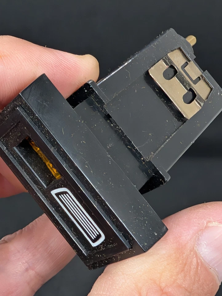 Nuevo de Lote Antiguo Interruptor Descongelador Ventana Mercury Capri 1973 D3Ry-18578B Foto 4 de 4