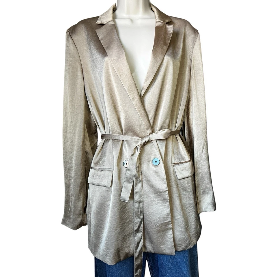 Theory Double-Breasted Belted Blazer – Crushed Satin, Size L £450 - Image 2 of 4