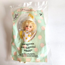 2007 McDonald's Madame Alexander Wizard of Oz Daisy Munchkin Doll
