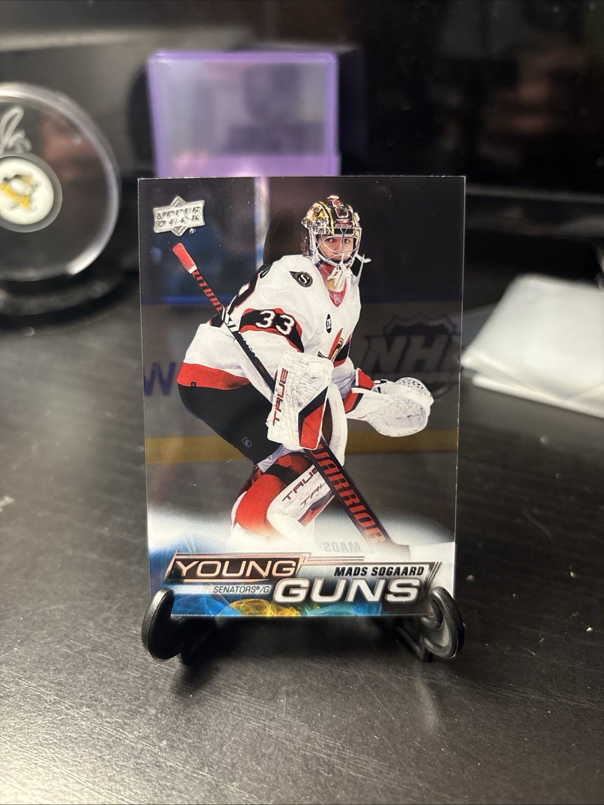 2022-23 Upper Deck Series 1 - Young Guns Mads Sogaard #245 Clear Cut (RC)
