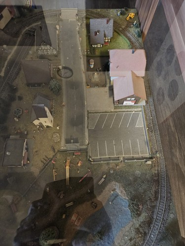 Modelleisenbahn im Tisch Spur H0 Analog - Bild 7 von 11