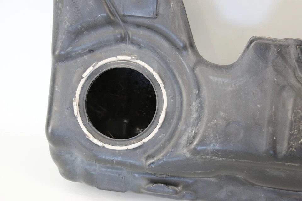 ✅ Depósito de tanque de combustible diésel BMW F30 F31 328d 14-18 4049201aa OEM Foto 3 de 4