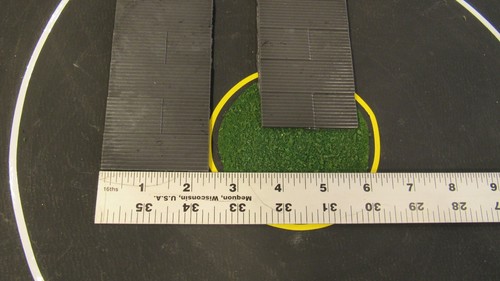 1:64/ DIORAMA LOT 2 CORRUGATED STEEL FENCE FOR AUTO REPAIR SHOP WALL #8 LAYOUT'S - Picture 4 of 10