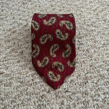 Bill Blass Tie Black Label Paisley Silk Red 3.75x60 Classic Formal Made in USA