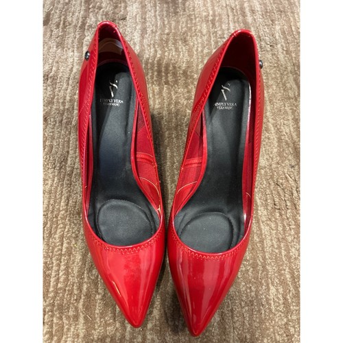 Simply Vera Vera Wang Red Pumps Pointed Toe Heels Party Shoes 8.5M