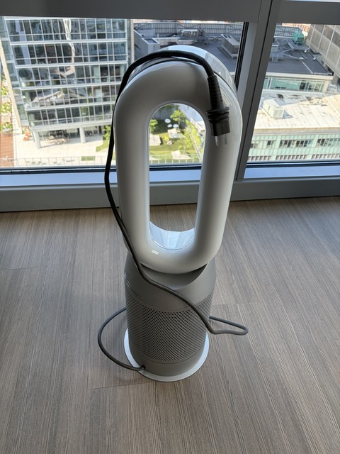 Dyson HP07