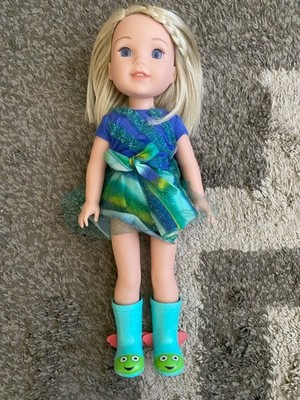 wellie wishers Camille doll with accessories