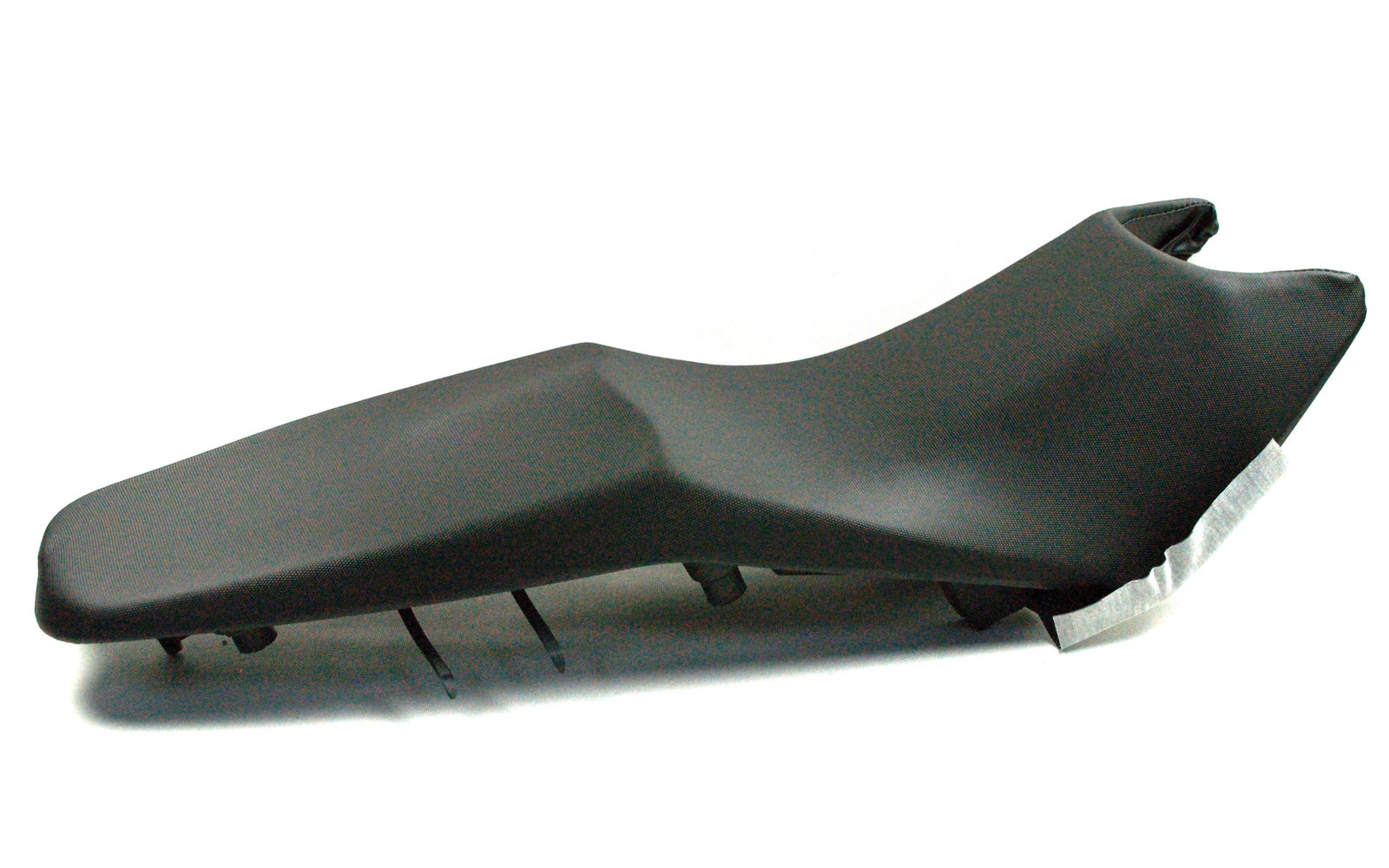 Banquette moto Blade 125 noire en cuir synthétique avec mousse confort