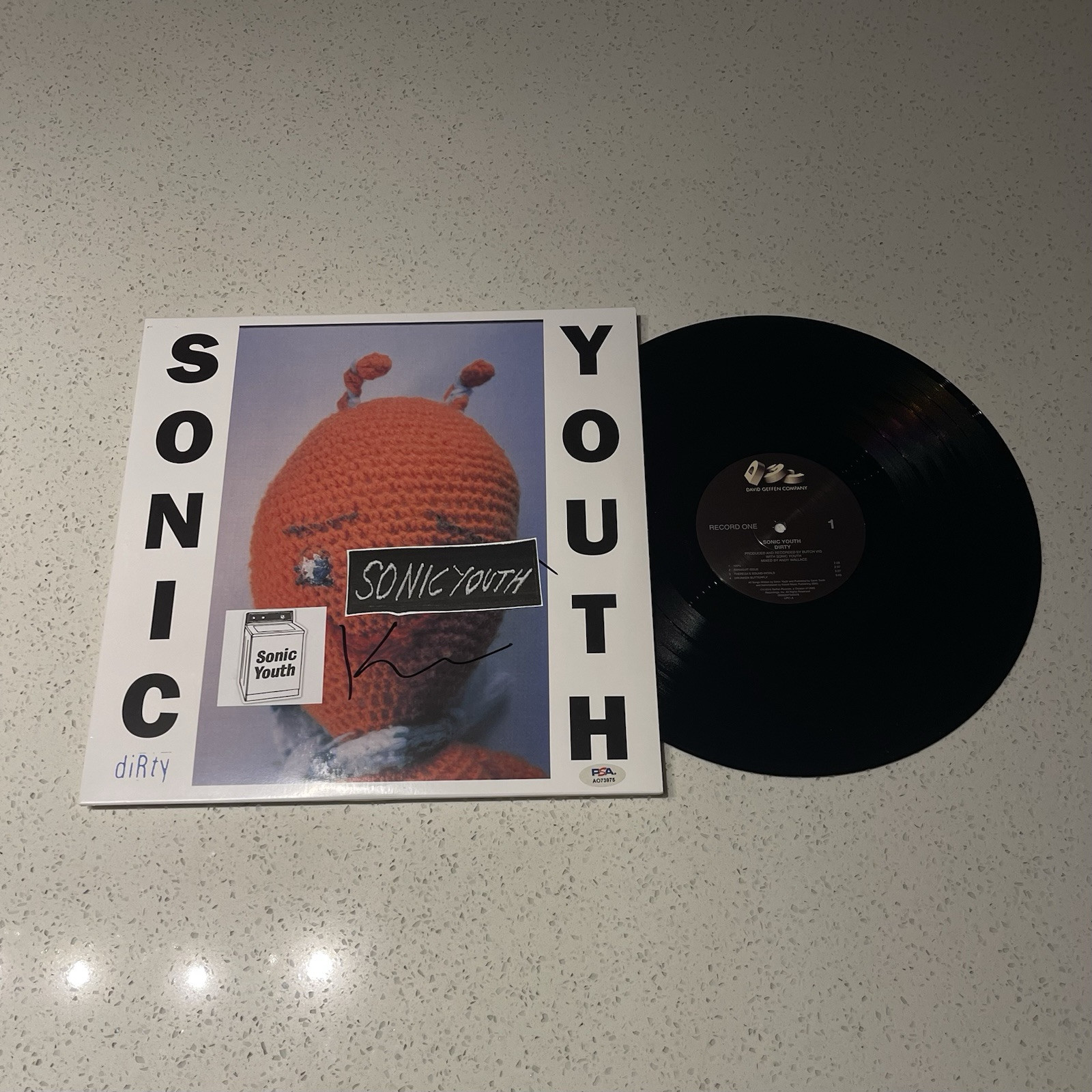 KIM GORDON SONIC YOUTH SIGNED DIRTY VINYL ALBUM RECORD AUTOGRAPH KIM GORDON SONIC YOUTH SIGNED DIRTY VINYL ALBUM RECORD AUTOGRAPH
