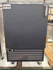 NEW GLASTENDER MFV24 ONE DOOR REACH IN MUG CHILLER