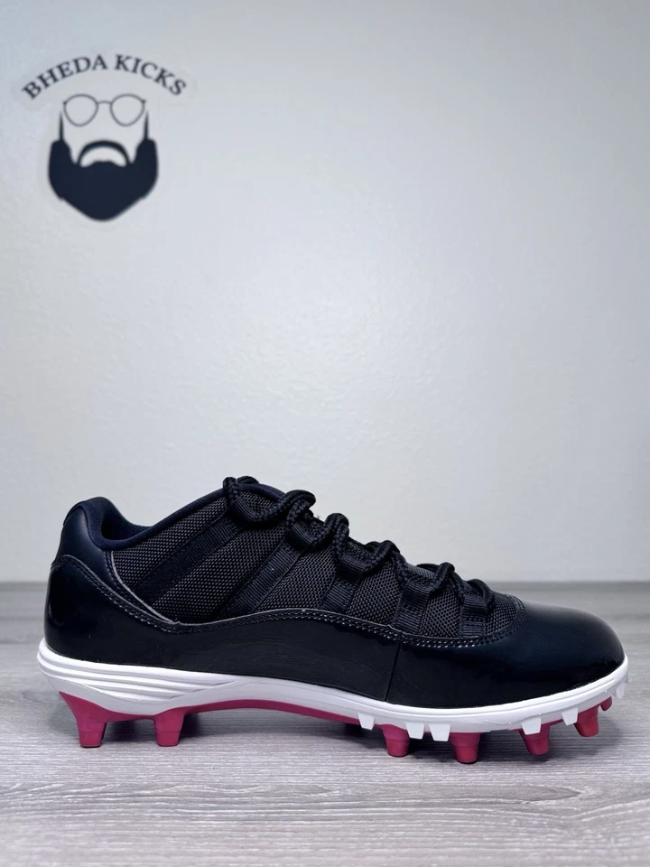 Talla 11 - Botín de fútbol retro bajo Nike Air Jordan 11 Bred AO1560-010 negro nuevo Foto 4 de 4