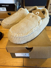 OluKai Nohea Heu Women's Slipper US 8 Beige Slip-On Sherpa Lined