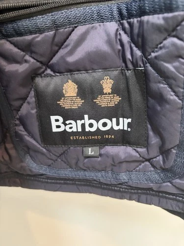 Barbour Men's Liddesdale Quilted Jacket Navy Blue, Size XL Oris Watch Branding image 2