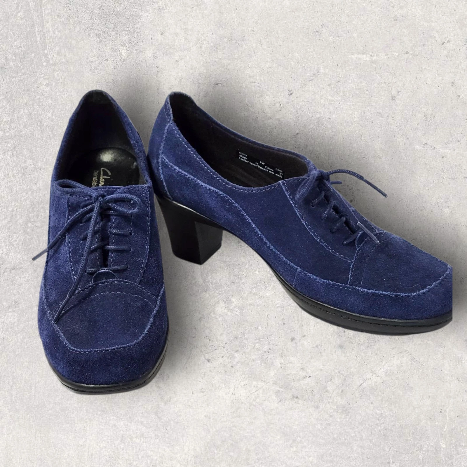 Clarks Bendables Oxford scamosciate tacco stringato taglia 8W blu pelle scamosciata comfort