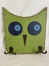 Owl Face Wood Hat/Jewelry Rack Green With Blue Eyes 2 Prong 2 Metal Hooks
