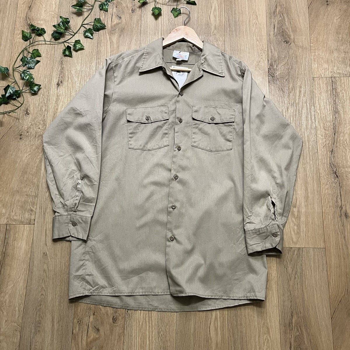 VINTAGE DICKIES BEIGE WORK SHIRT SIZE XL LONG SLEEVE WORKWEAR MADE IN USA  (ww10)