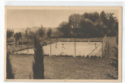 13 Salon De Provence, The Pavilion, The Tennis