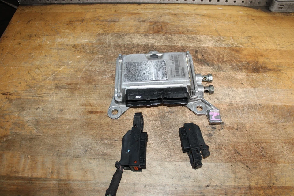 01-04 Chevy Silverado GMC Sierra 6.6L Duramax Diesel Lb7 FICM ECU oem 8972160773 - Image 2 of 4