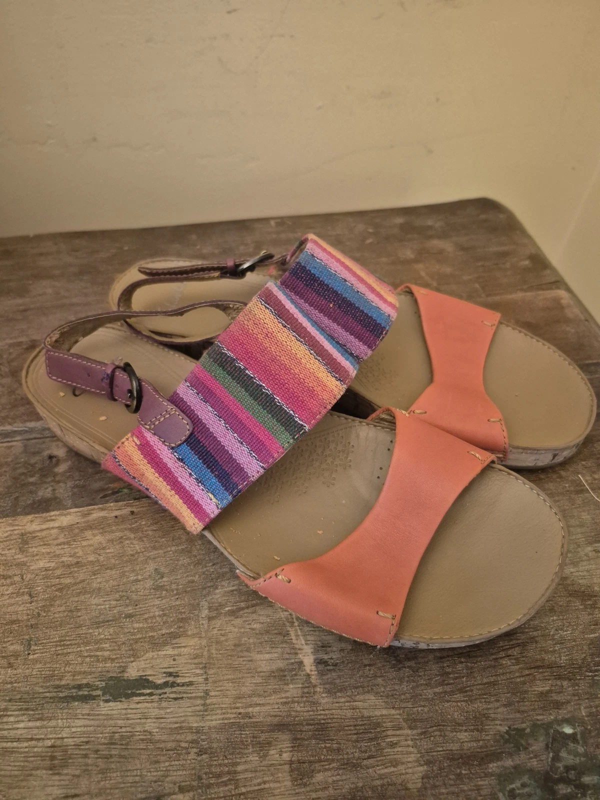 Clarks Women's 9.5 US 60 UK Mexican Sandals Fabric Leather