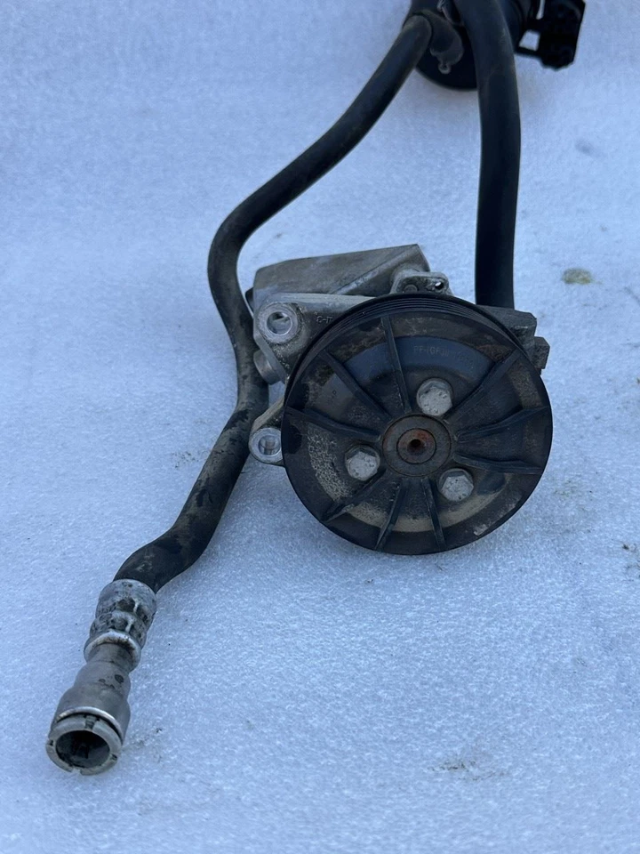 BMW 328i E92 2009 bomba de dirección asistida tracción trasera con dirección activa 32416783286 Foto 2 de 4