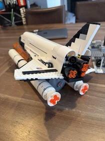 LEGO Sculptures: Shuttle Expedition 10231 - Retired (2011) Shuttle boosters RARE