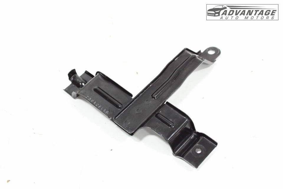2018-2024 CHEVROLET EQUINOX BATTERY HOLD DOWN STRAP CLAMP HOLDER BRACKET OEM - Image 3 of 4