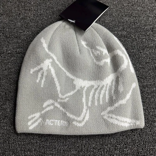 New Arcteryx Bird Head Black Toque Beanie Orca Black Merino Wool Hat for Winter. - Picture 16 of 33