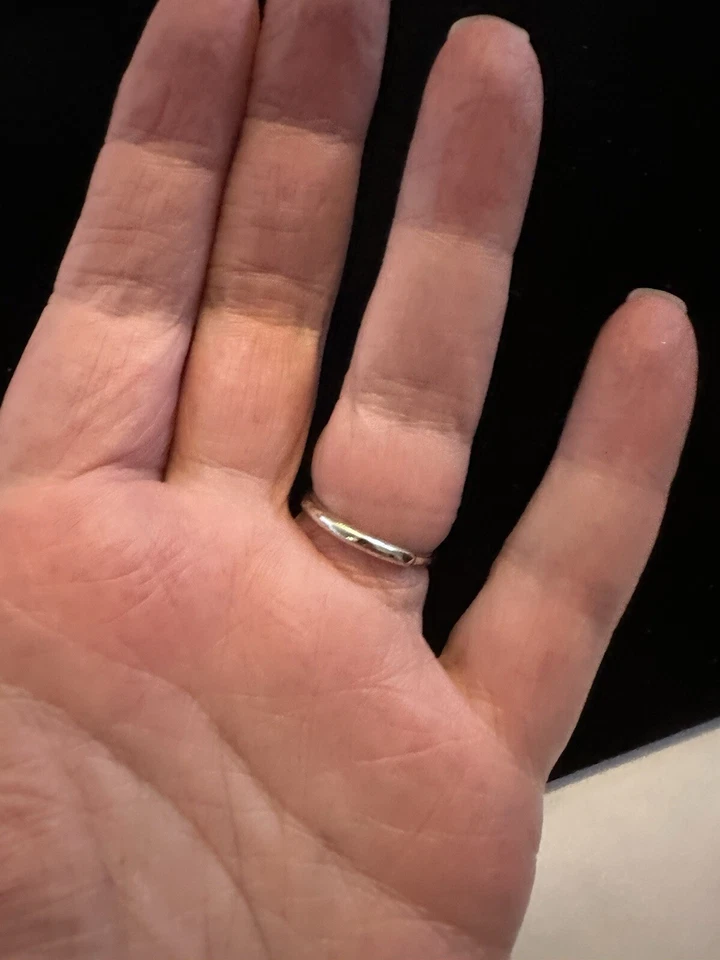 Anillo Flor Perla Vidrio Blanco Plateado Ajustable/Talla Única Damas Joyería Foto 2 de 4