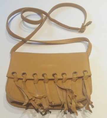 Kleine Umhangetasche Aus Leder Indianer Style Mit Fransen Ca 19x15x4cm Ebay