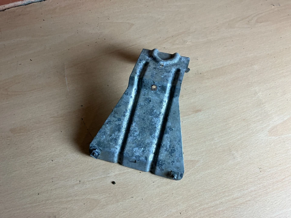 PEUGEOT PUG BOXER FURGON VAN 2.2 HDi 100 Soporte Parrilla Superior Delantera Soporte Montaje Foto 3 de 3