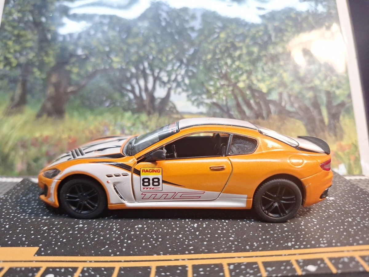 MASERATI GRAN TURISMO MC STRADALE 1/38 KINSMART | eBay