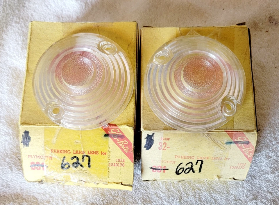 Lente de luces de estacionamiento Plymouth 1954 nueva Glo Brite #20 Foto 3 de 4