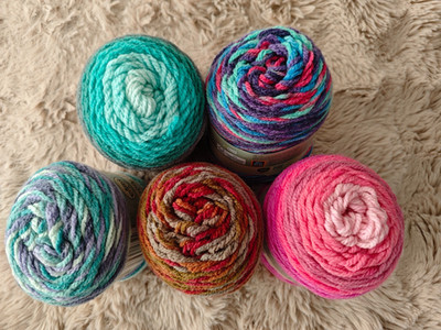 So Crafty Stricken & Häkeln Ombre / Regenbogen Kuchen Garn Wolle 100g Knäuel Knäuel NEU