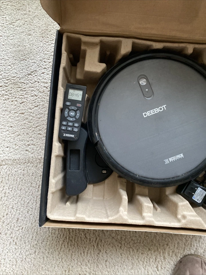 Deik MT820 Robotic Vacuum Cleaner Black, Floor Carpet Compatible - Image 2 of 4