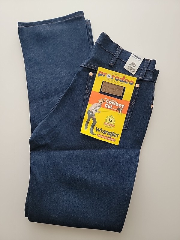 Wrangler 13MWZ Rigid Jeans