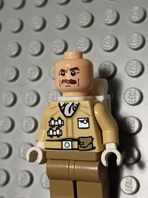 LEGO Star Wars Hoth Rebel Trooper Tan Uniform Mustache Minifigure 9509 sw0425 2T